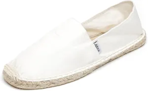 Altxic Women's Closed Toe Comfortable Canvas Slip on Flat Espadrilles Solid White 8 US