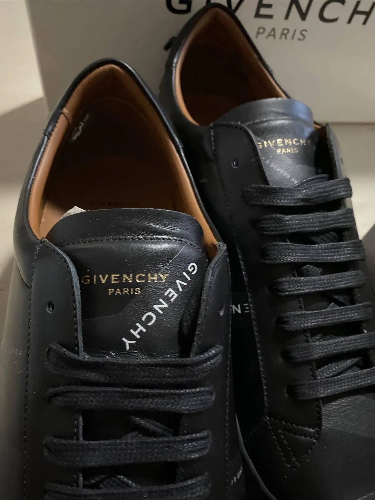 NIB $1095 Givenchy Men Leather Urban Street Sneakers Shoes Black 9 US / 42 EU