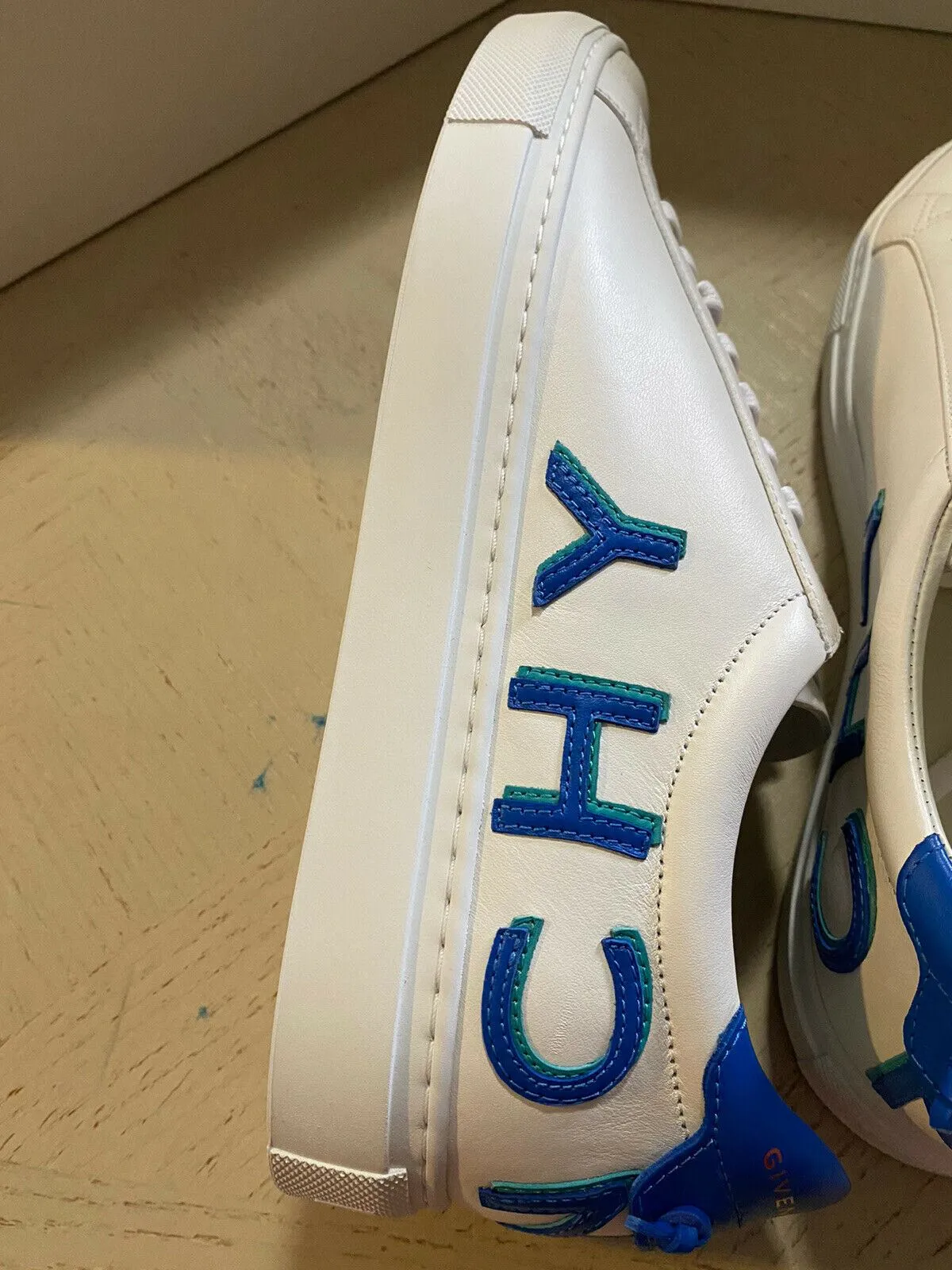 NIB Givenchy Men Leather Urban Street Sneakers Shoes White/Blue 9 US / 42 EU
