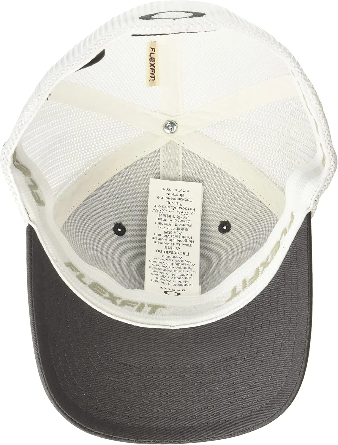 Oakley Men's Standard Golf Cresting Trucker